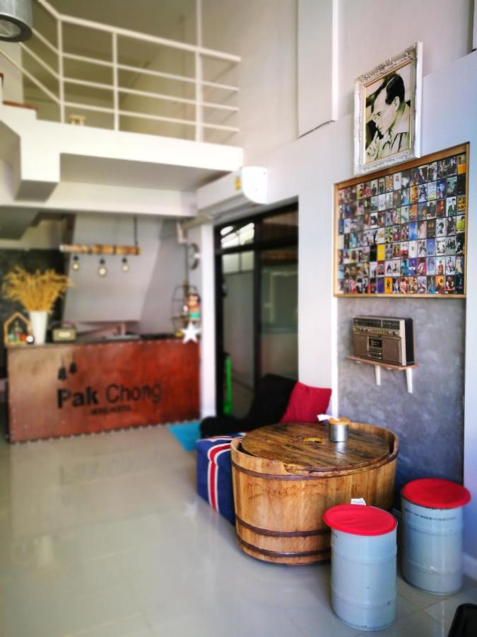 Pak Chong More Hostel Exterior foto